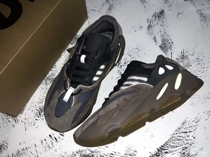 hype Runner Yeezy 